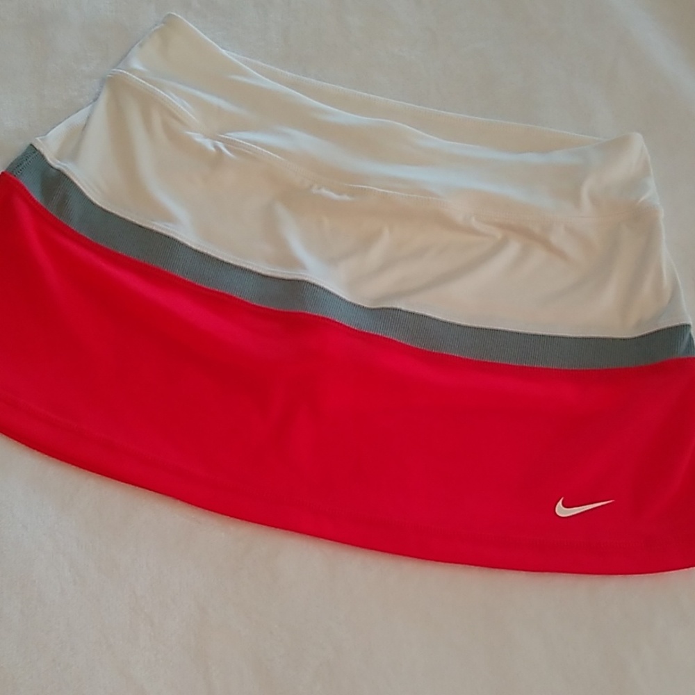 Nike Dry Fit Skirt/Shorts